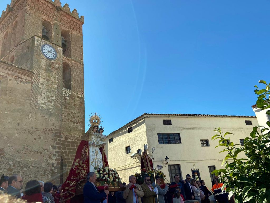 Valencia del Ventoso (Spain) patron saint festival Misioneros Claretianos