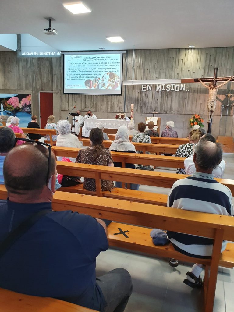 Mission in the Parish of San Antonio de Padua in Las Palmas by ECEM